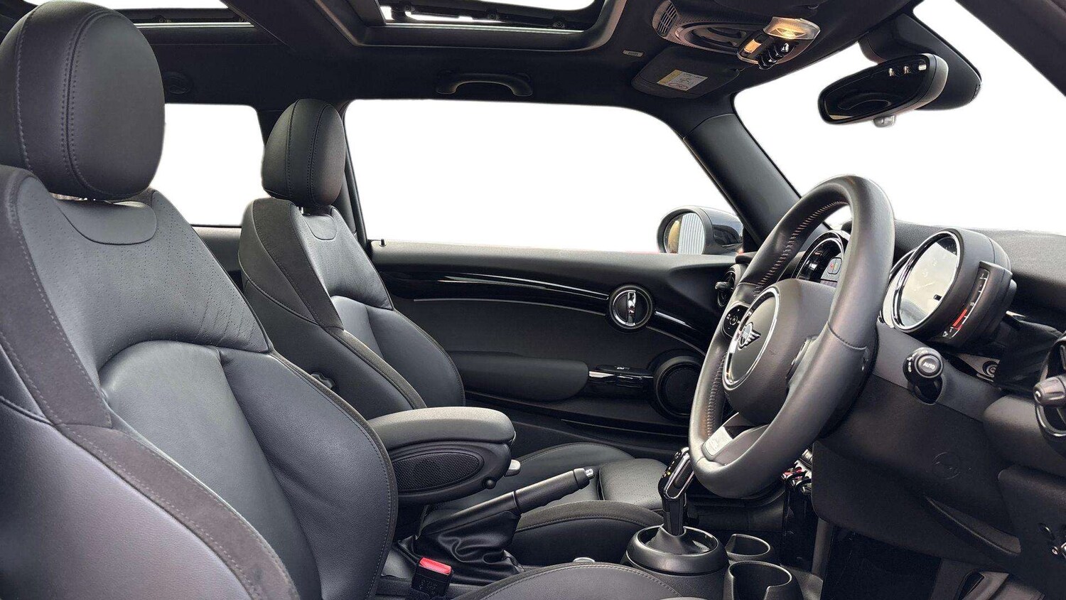 Used MINI Hatch 2022 for sale - 77842440: Photo 13