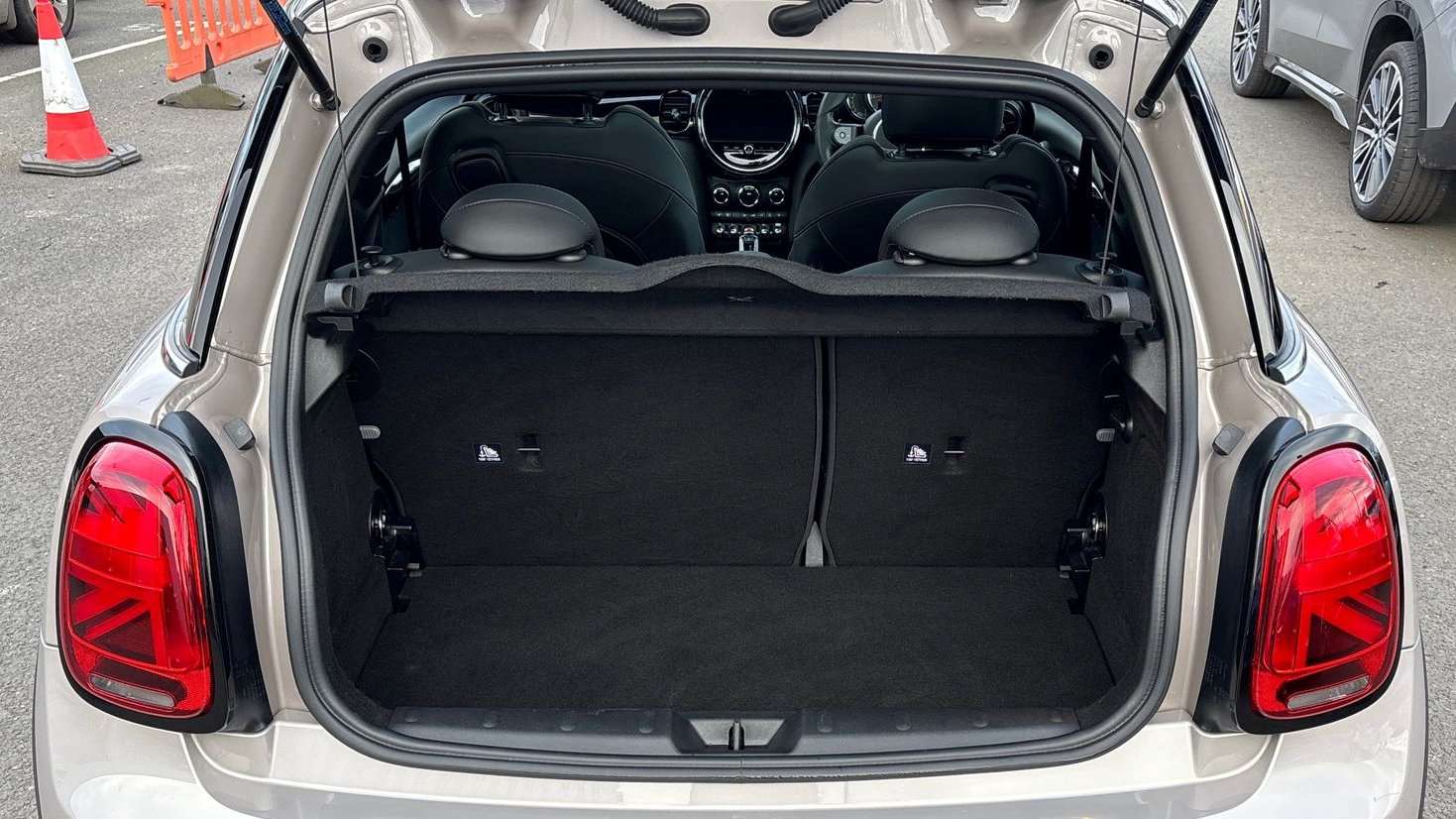 Used MINI Hatch 2022 for sale - 77842440: Photo 15