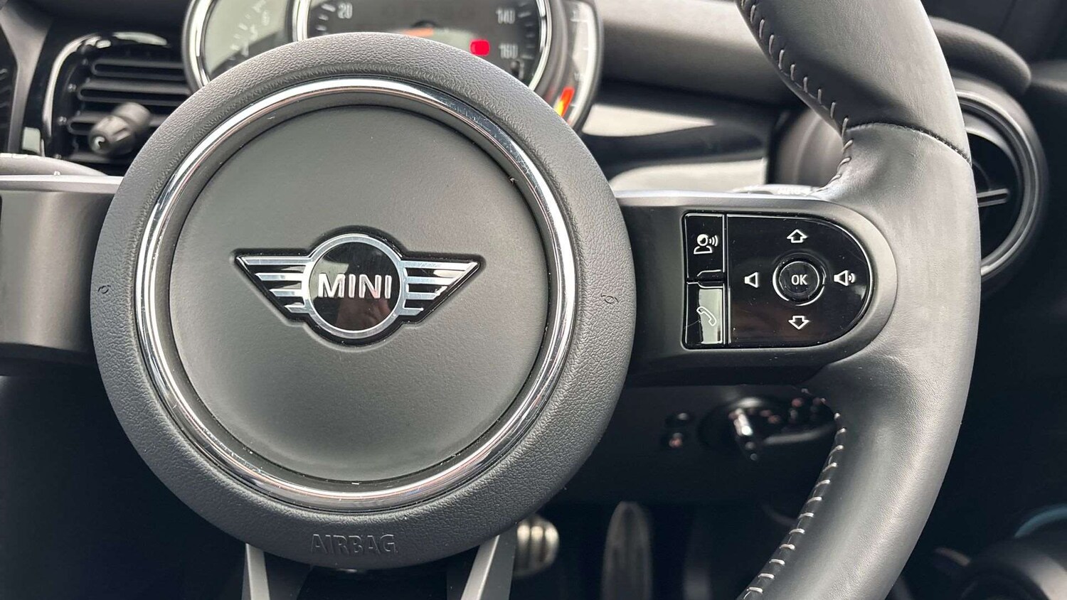 Used MINI Hatch 2022 for sale - 77842440: Photo 23