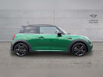 Used MINI Hatch 2023 for sale - 76955179: Photo