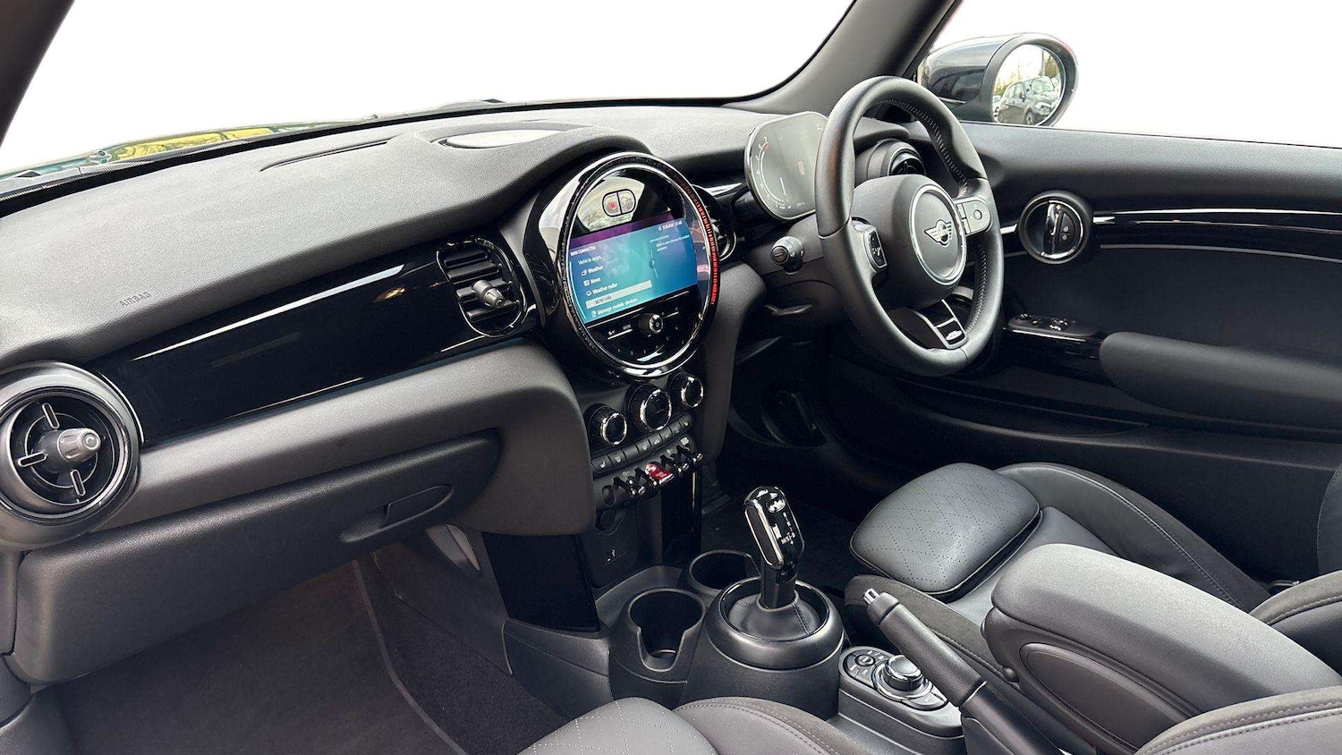 Used MINI Hatch 2023 for sale - 76955179: Photo 9