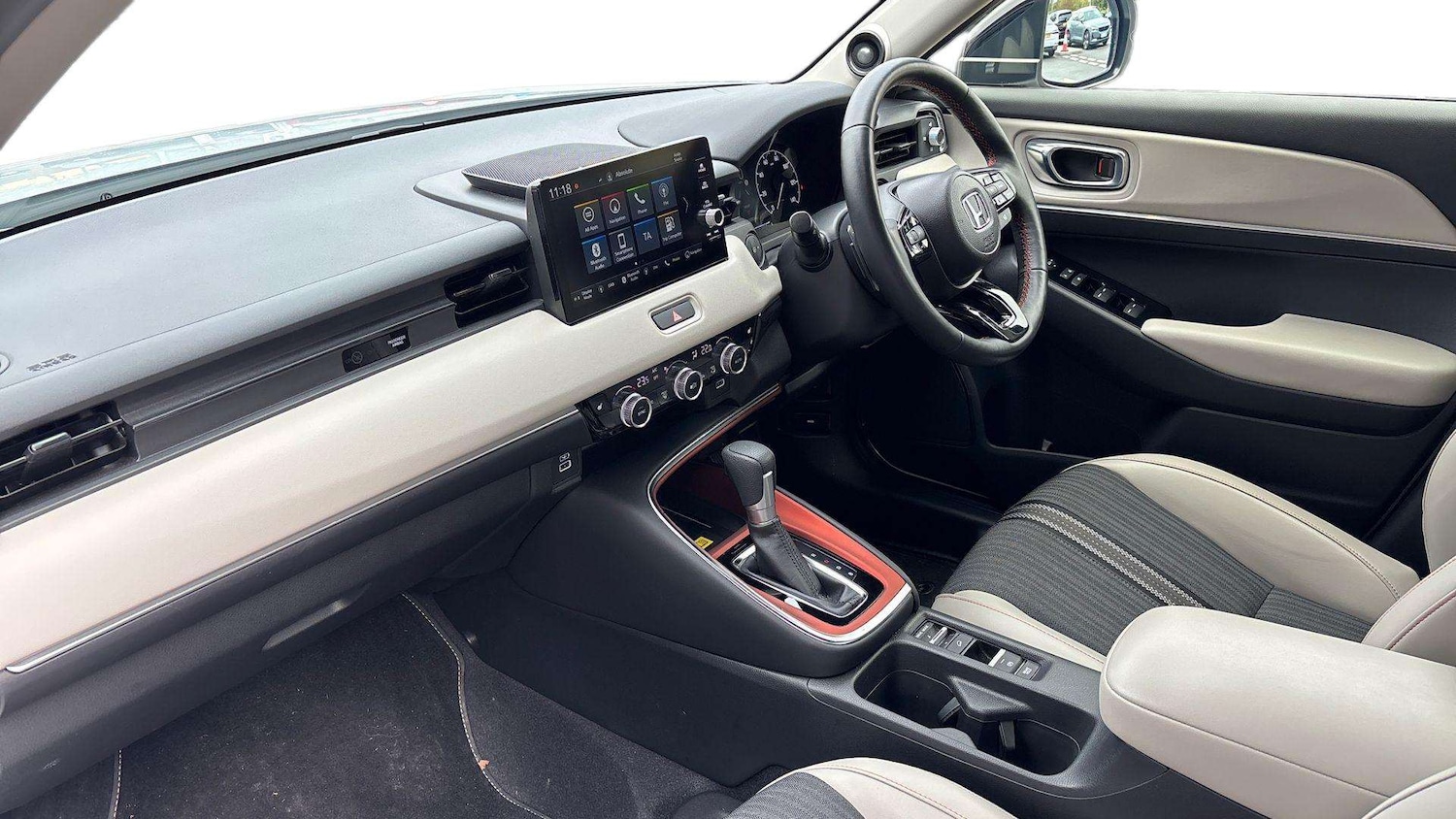 Used Honda HR-V 2024 for sale - 76262313: Photo 9