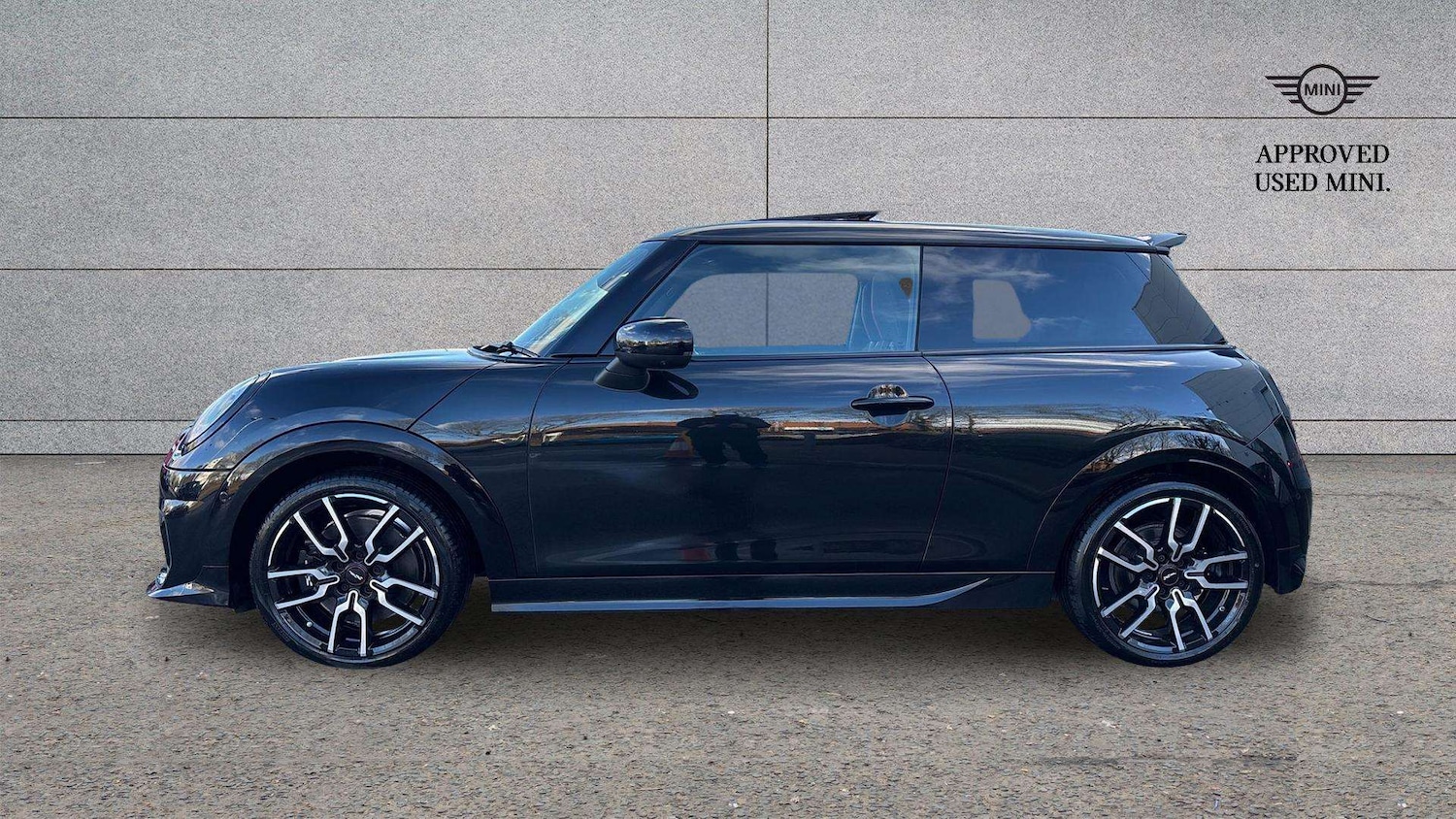 Used MINI Cooper 2024 for sale - 77589131: Photo 5