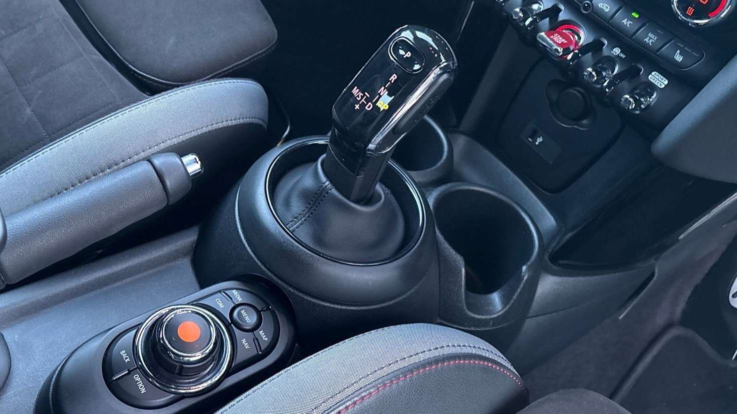 Used MINI Hatch 2020 for sale - 77443571: Photo 12