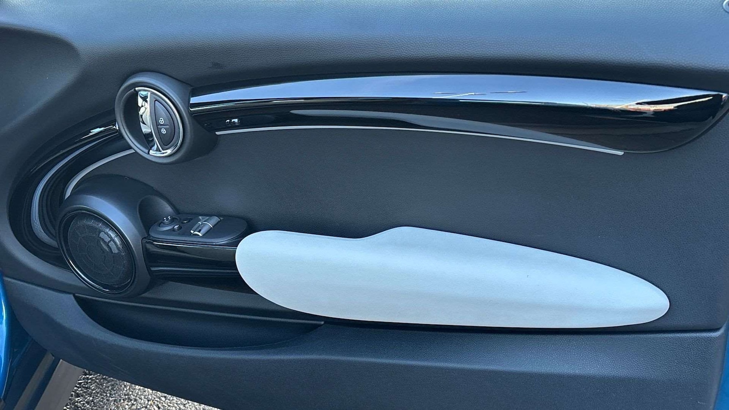 Used MINI Hatch 2022 for sale - 76851583: Photo 27