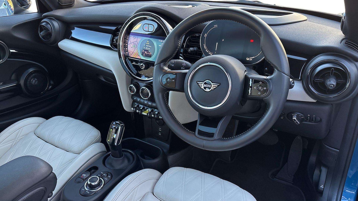 Used MINI Hatch 2022 for sale - 76851583: Photo 8