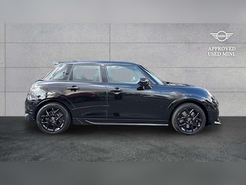 Used MINI Cooper 2025 for sale - 79592945: Photo