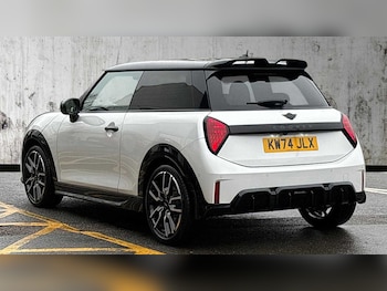 Used MINI Cooper 2024 for sale - 75592319: Photo