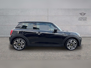 Used MINI Hatch 2021 for sale - 76488060: Photo