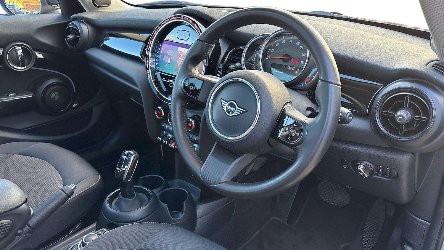 Used MINI Hatch 2022 for sale - 77051403: Photo 8