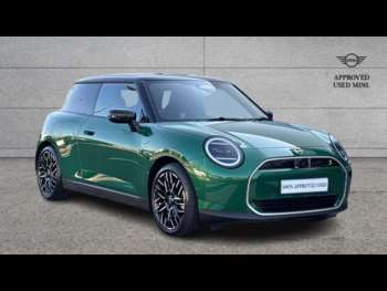 2024 - 160kW SE Exclusive 54kWh 3dr Auto