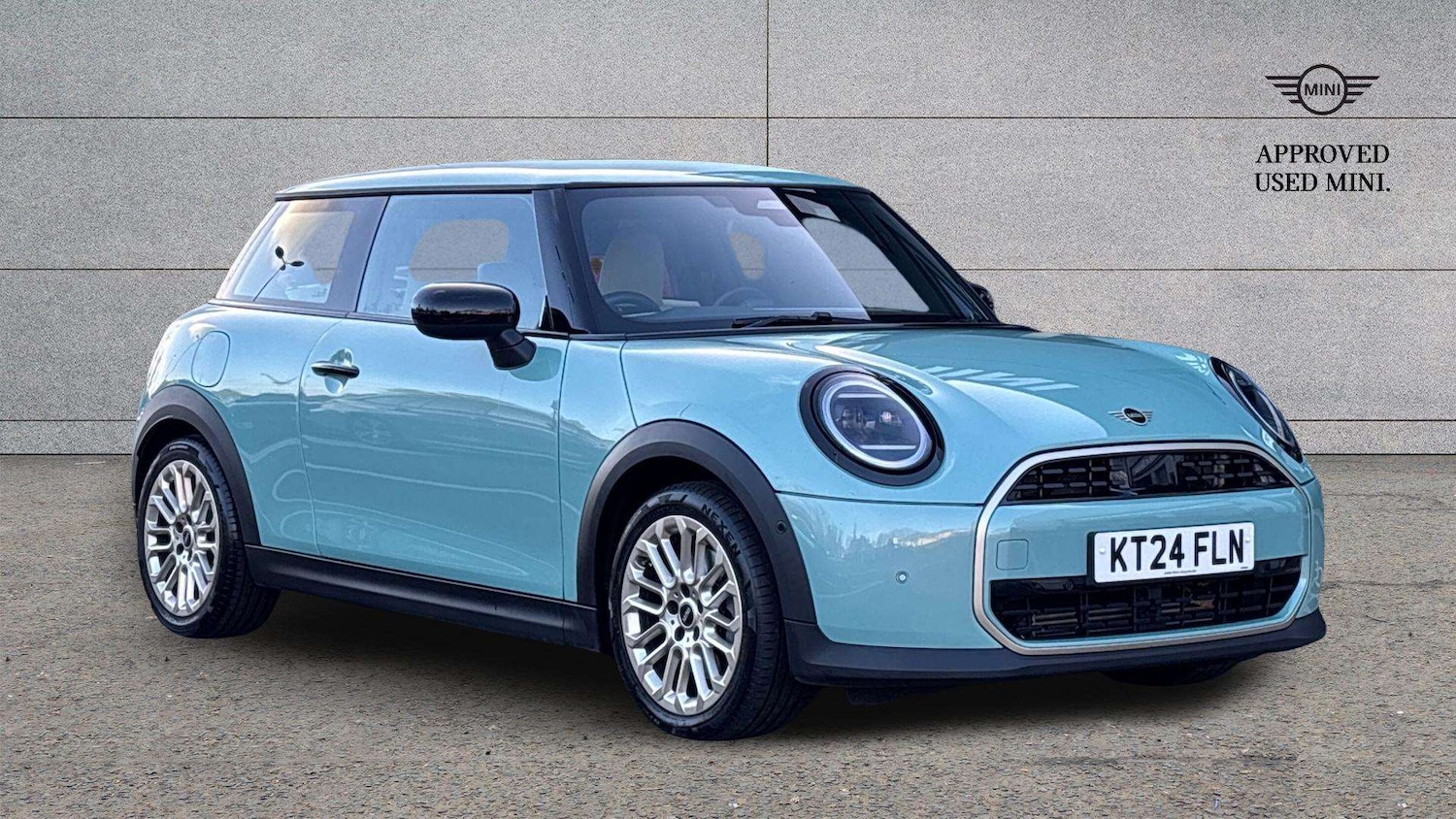 Used MINI Cooper 2024 for sale - 76610706: Photo 1