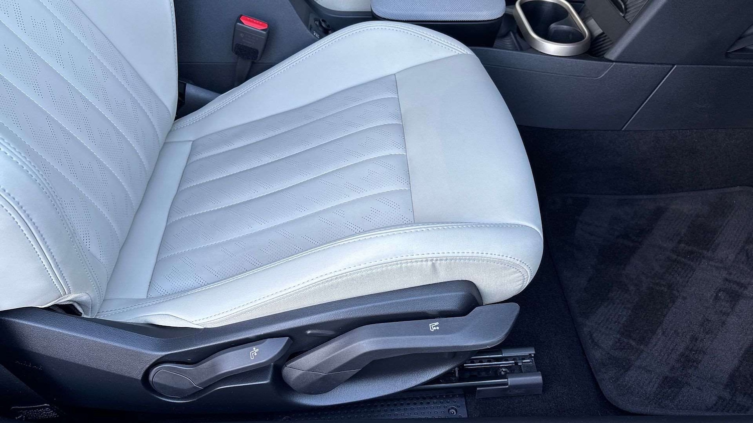 Used MINI Cooper 2024 for sale - 76610706: Photo 28