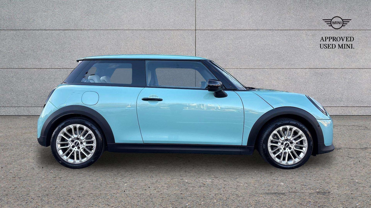 Used MINI Cooper 2024 for sale - 76610706: Photo 4