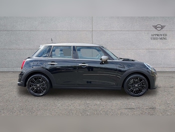 Used MINI Hatch 2022 for sale - 78248005: Photo
