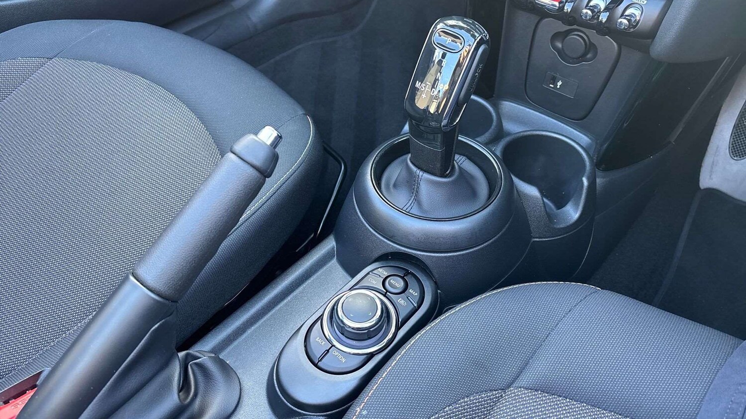 Used MINI Convertible 2023 for sale - 77698713: Photo 12