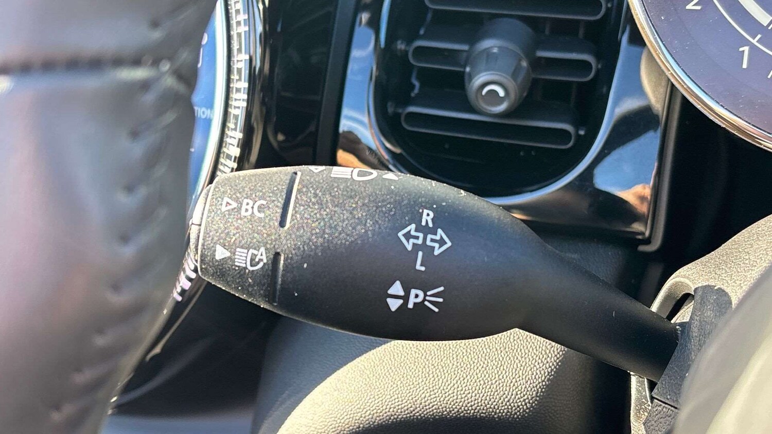 Used MINI Convertible 2023 for sale - 77698713: Photo 29