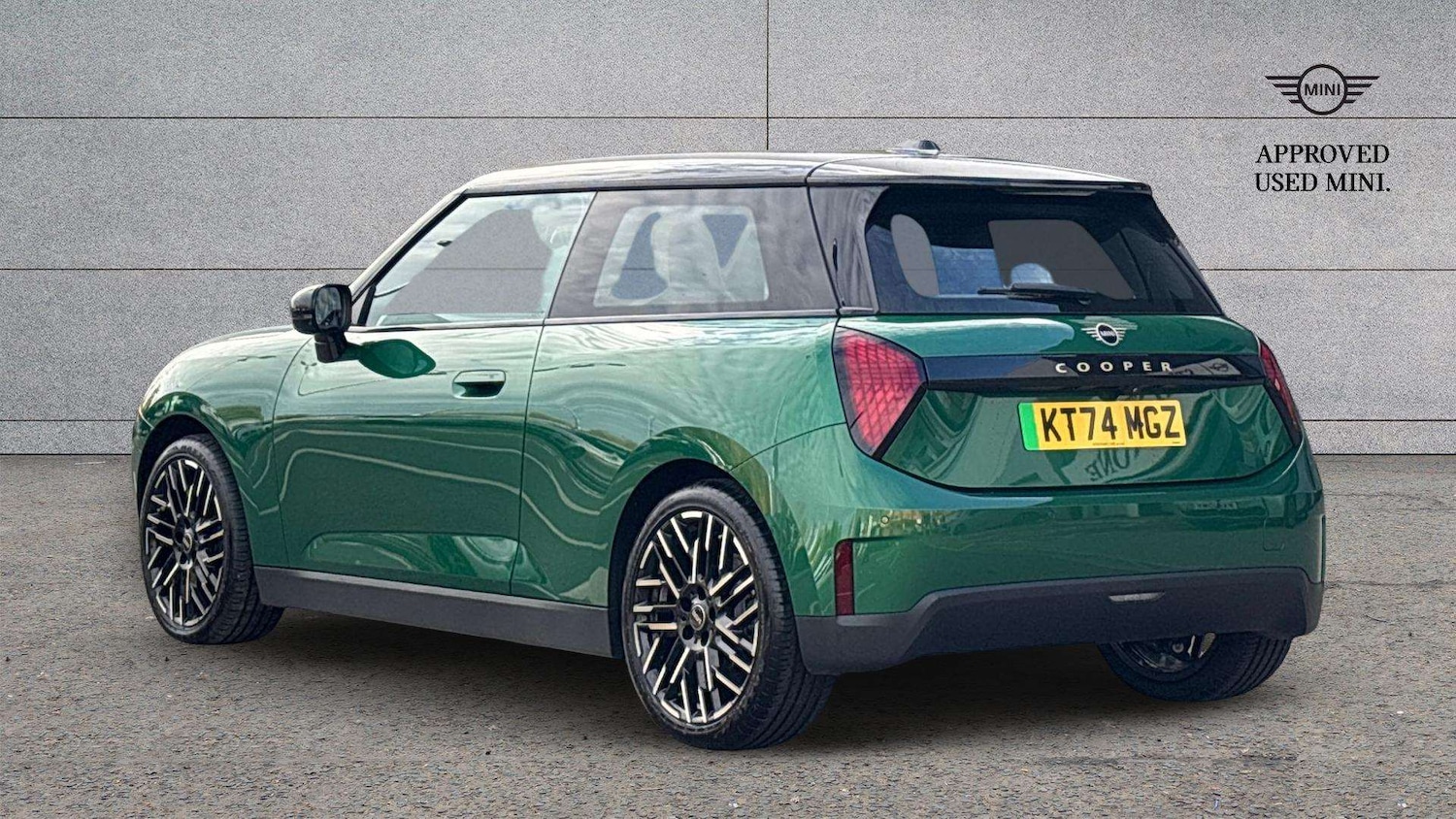 Used MINI Cooper 2024 for sale - 77093320: Photo 2