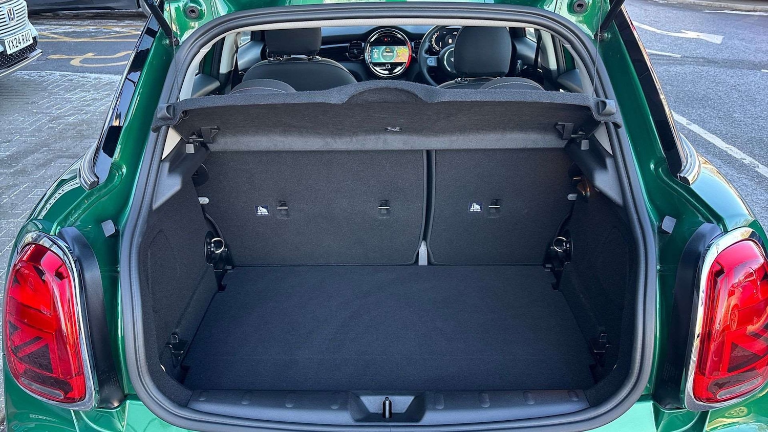 Used MINI Hatch 2024 for sale - 77112370: Photo 15