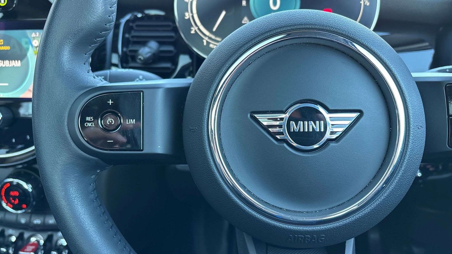Used MINI Hatch 2024 for sale - 77112370: Photo 22