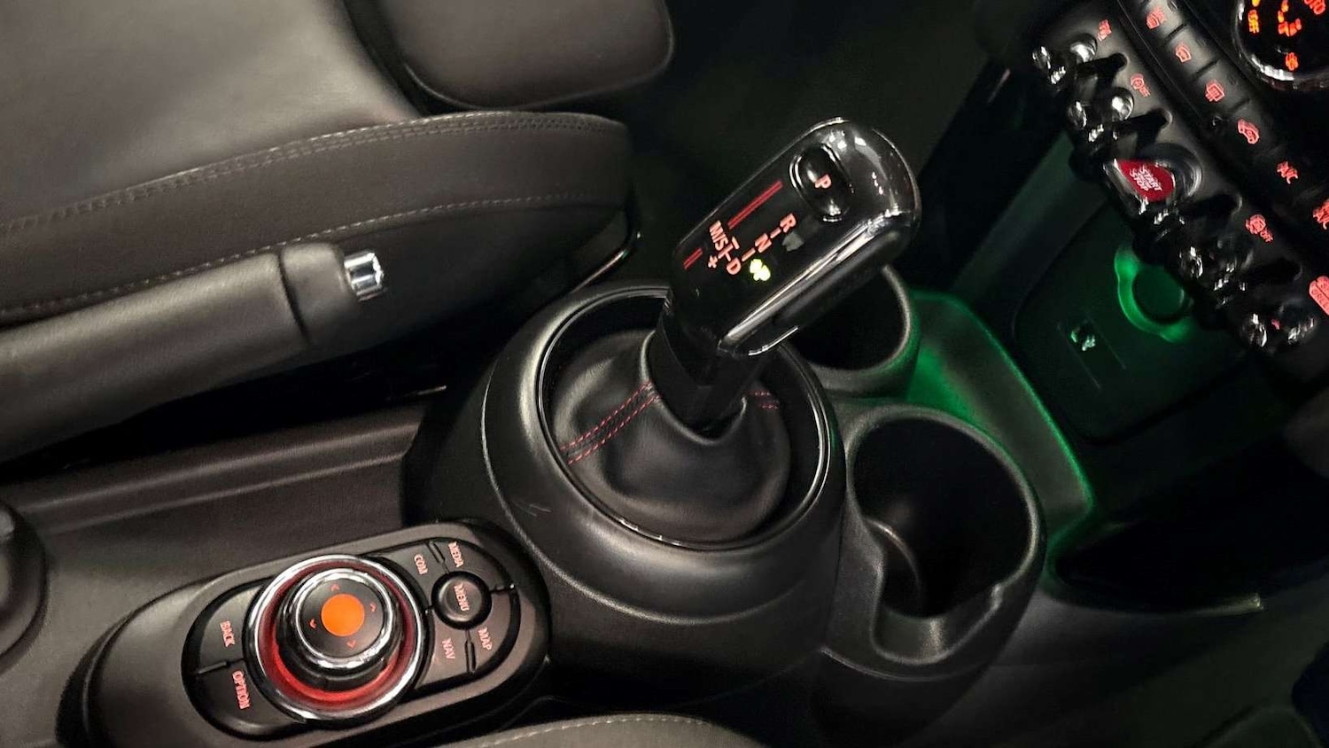 Used MINI Hatch 2019 for sale - 76170066: Photo 12