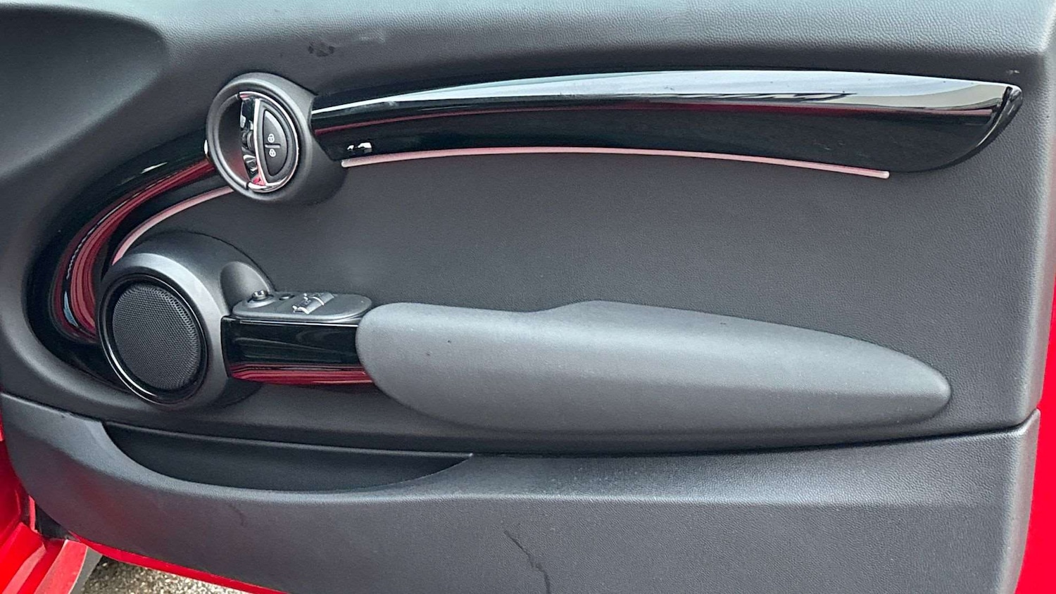 Used MINI Hatch 2021 for sale - 76889696: Photo 27