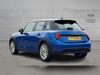 Used MINI Cooper 2024 for sale - 76242486: Photo 2