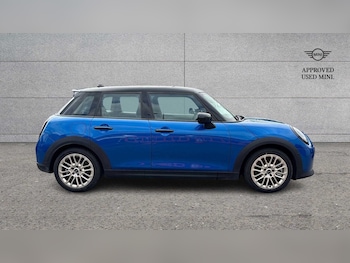 Used MINI Cooper 2024 for sale - 76242486: Photo 4