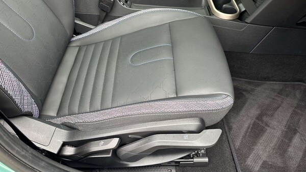 Used MINI Cooper 2024 for sale - 76262370: Photo 28