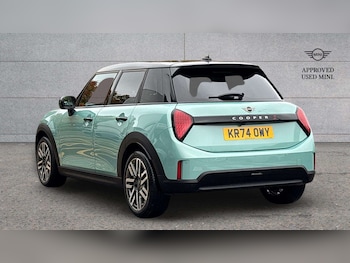 Used MINI Cooper 2024 for sale - 76262370: Photo 2