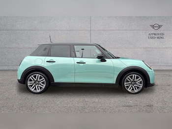 Used MINI Cooper 2024 for sale - 76262370: Photo 4