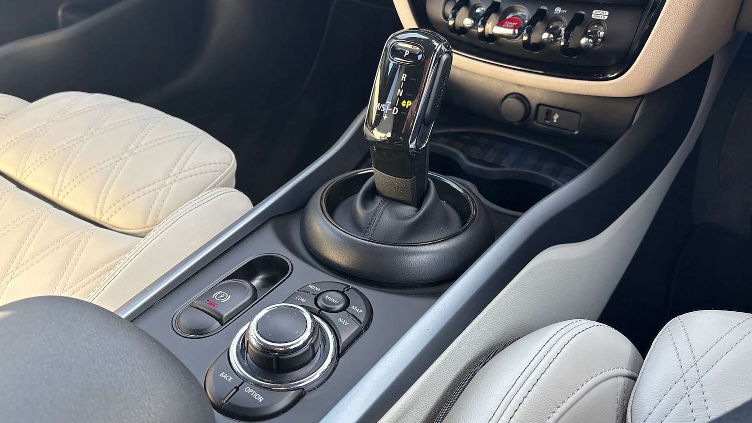 Used MINI Clubman 2023 for sale - 77772085: Photo 12