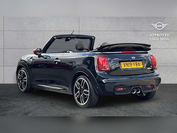 Used MINI Convertible 2019 for sale - 79579762: Photo