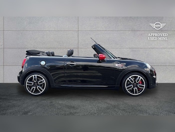 Used MINI Convertible 2019 for sale - 79579762: Photo