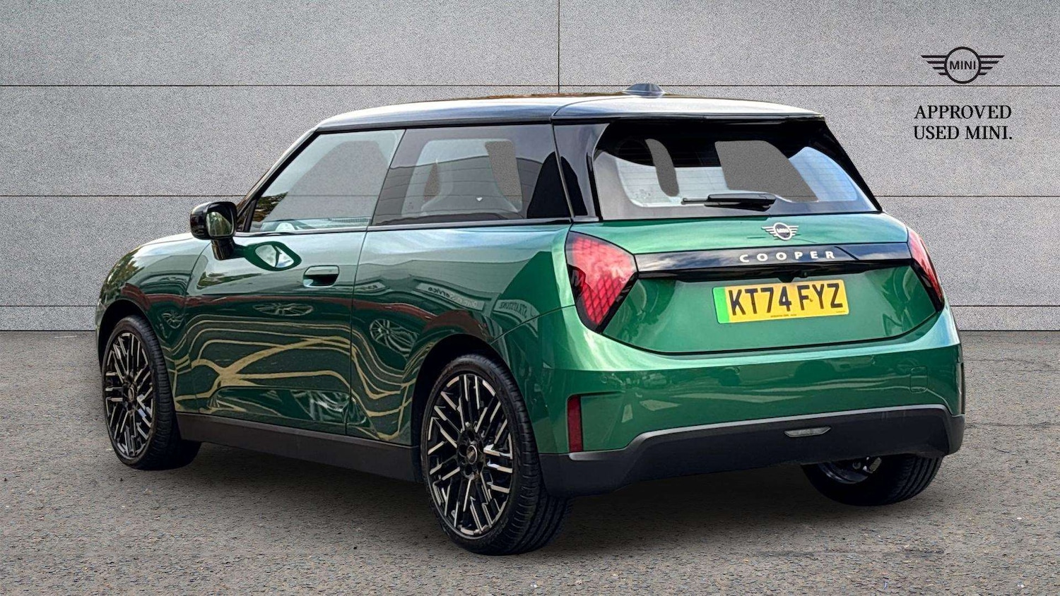 Used MINI Cooper 2025 for sale - 76381763: Photo 2