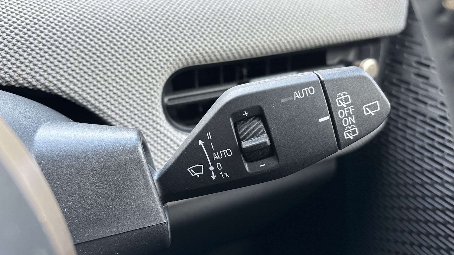 Used MINI Cooper 2025 for sale - 76381763: Photo 30