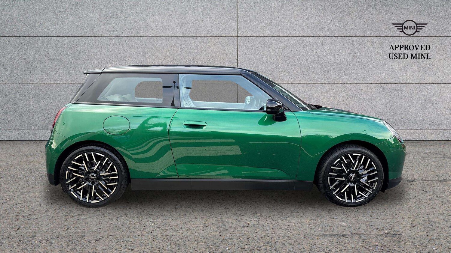 Used MINI Cooper 2025 for sale - 76381763: Photo 4