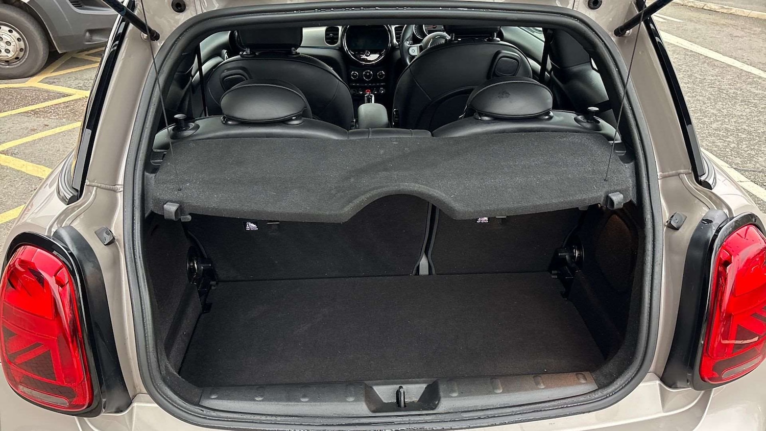 Used MINI Hatch 2022 for sale - 77093399: Photo 15