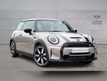 Used MINI Hatch 2022 for sale - 77093399: Photo