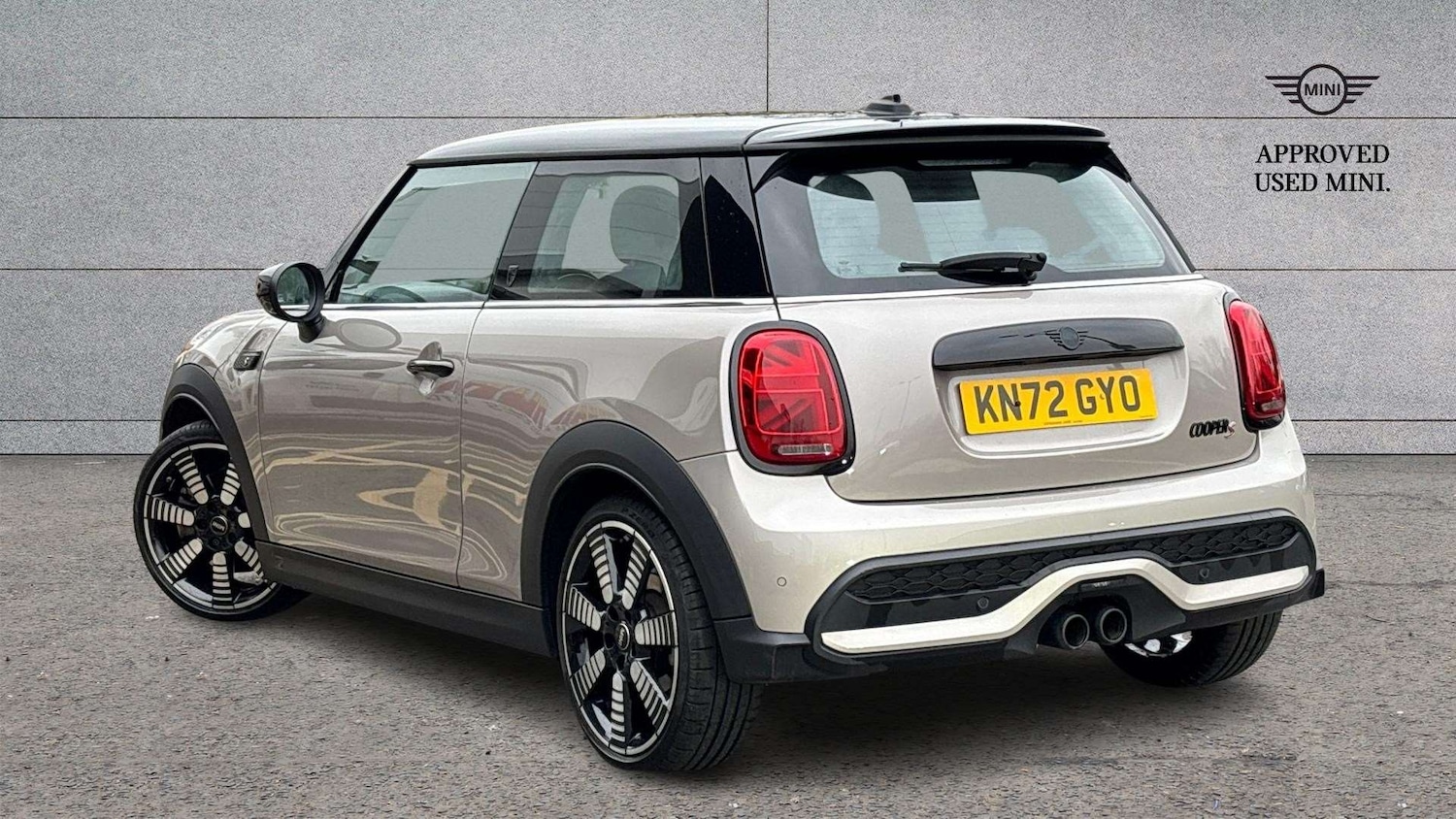 Used MINI Hatch 2022 for sale - 77093399: Photo 2