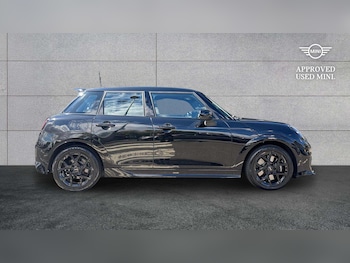 Used MINI Cooper 2025 for sale - 79592990: Photo