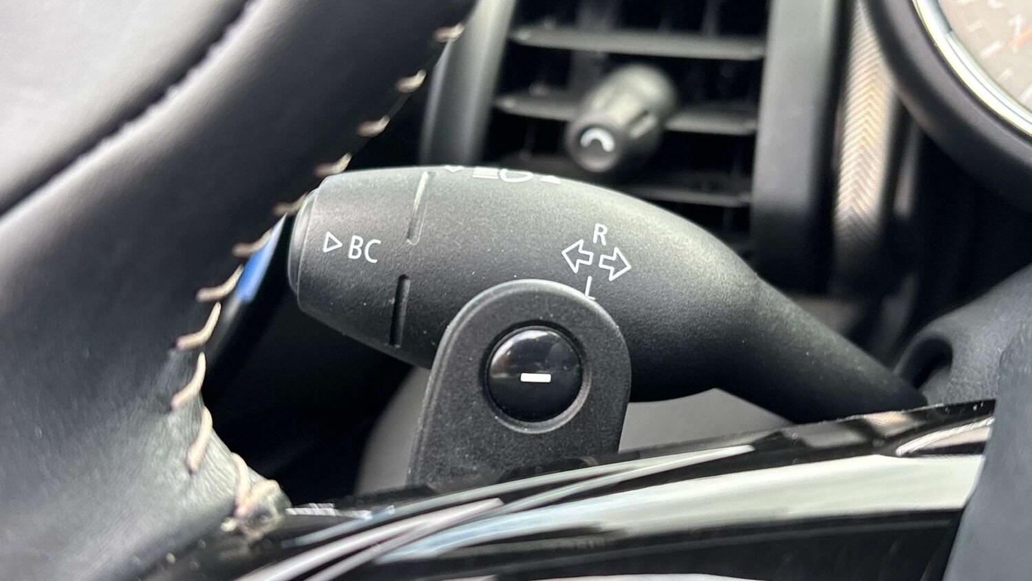 Used MINI Convertible 2020 for sale - 77500265: Photo 29