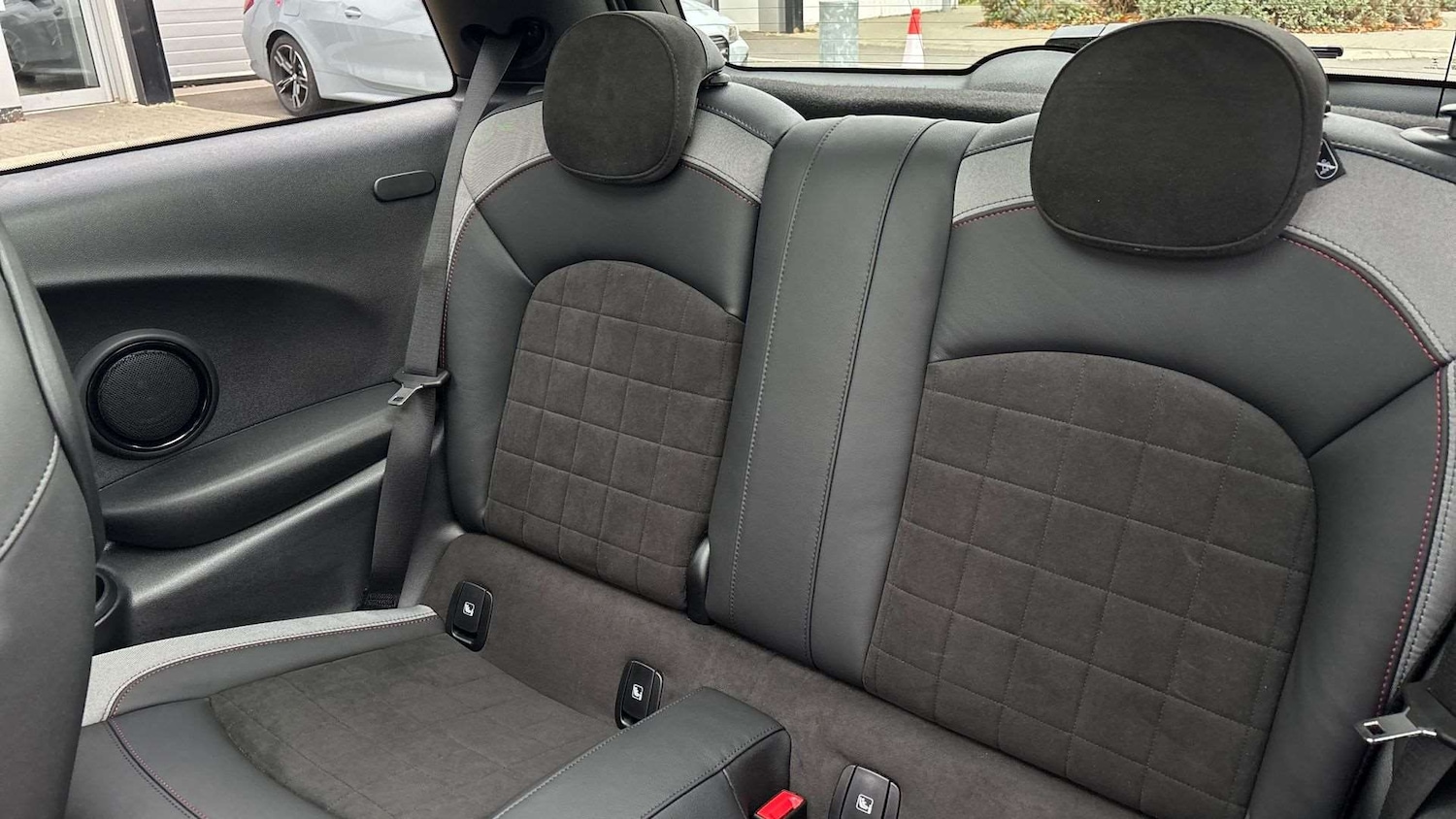 Used MINI Hatch 2024 for sale - 76286396: Photo 14