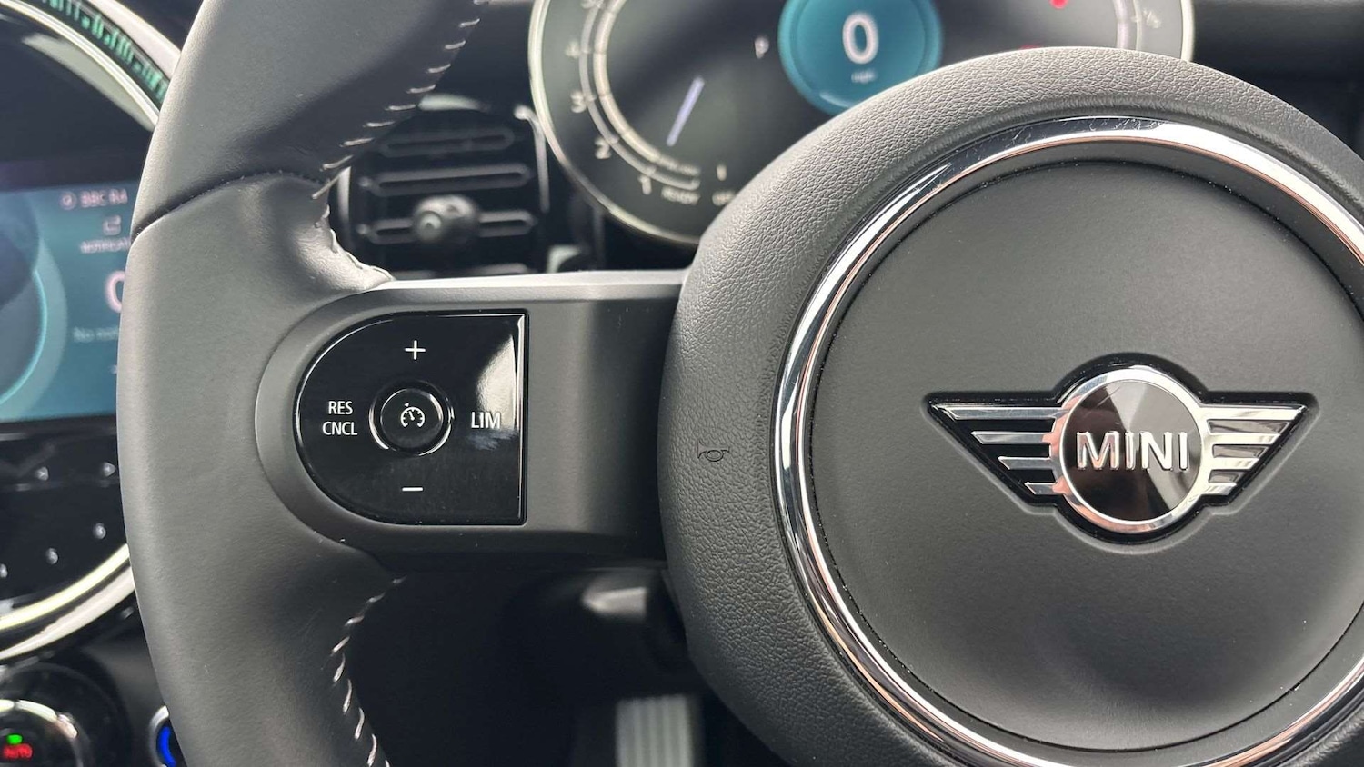 Used MINI Hatch 2024 for sale - 76286396: Photo 22