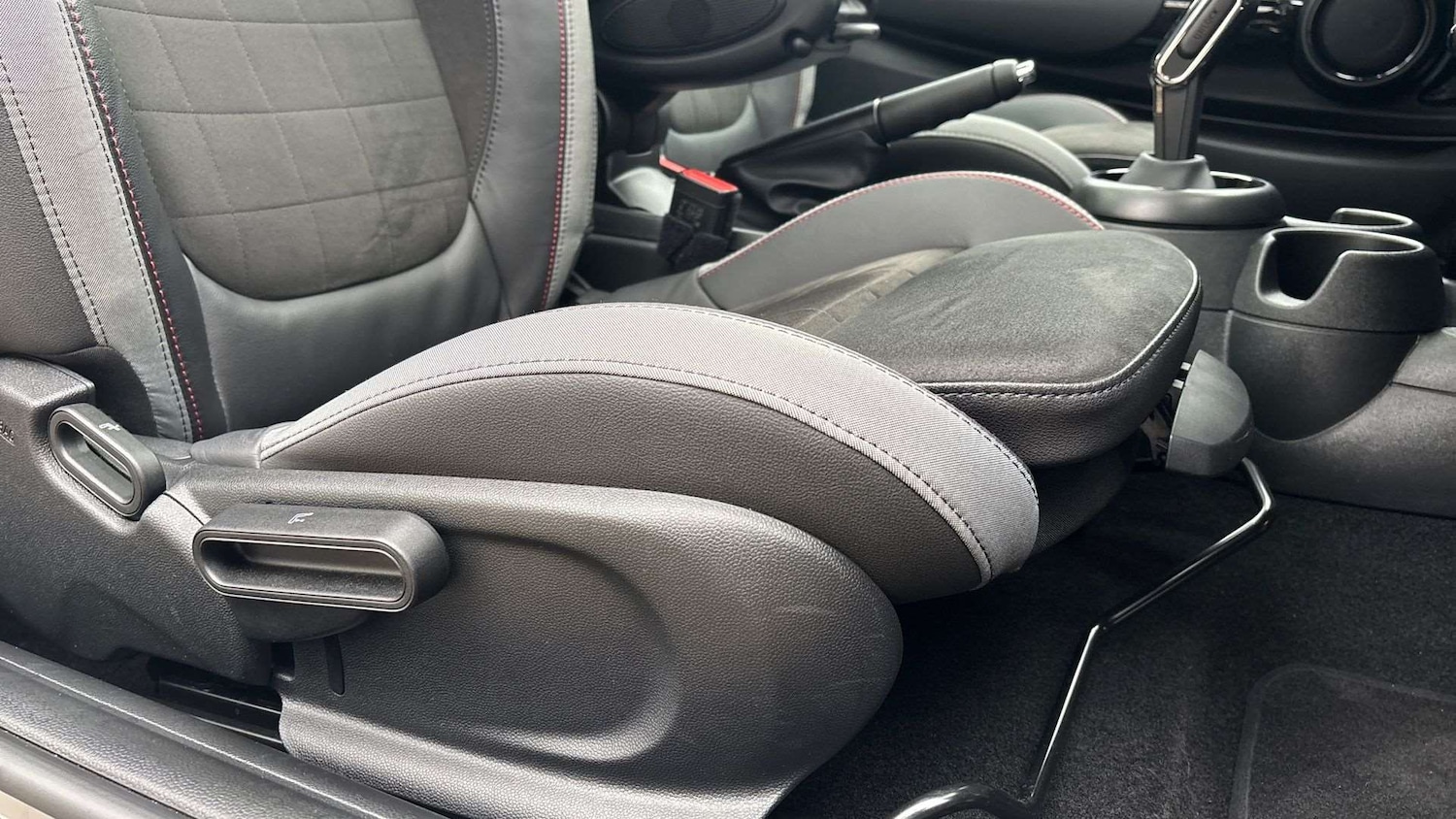 Used MINI Hatch 2024 for sale - 76286396: Photo 28