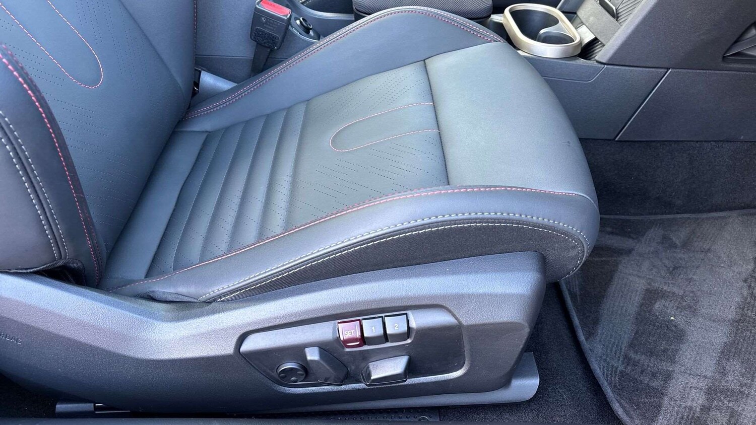 Used MINI Cooper 2024 for sale - 77842363: Photo 28