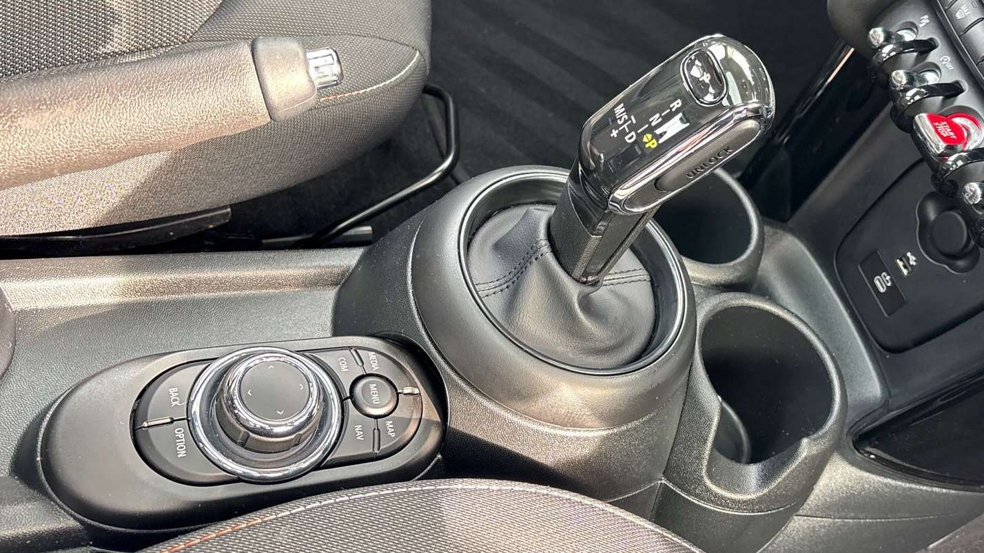 Used MINI Hatch 2022 for sale - 77972858: Photo 12