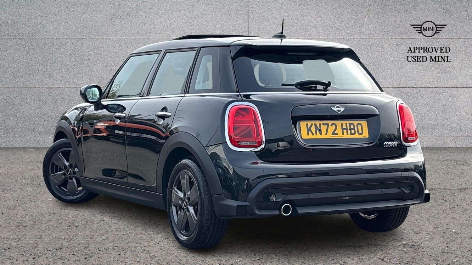 Used MINI Hatch 2022 for sale - 77972858: Photo 2