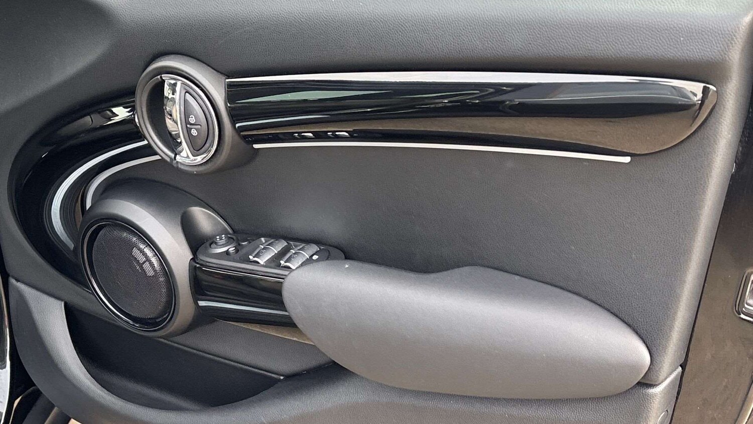 Used MINI Hatch 2022 for sale - 77972858: Photo 27