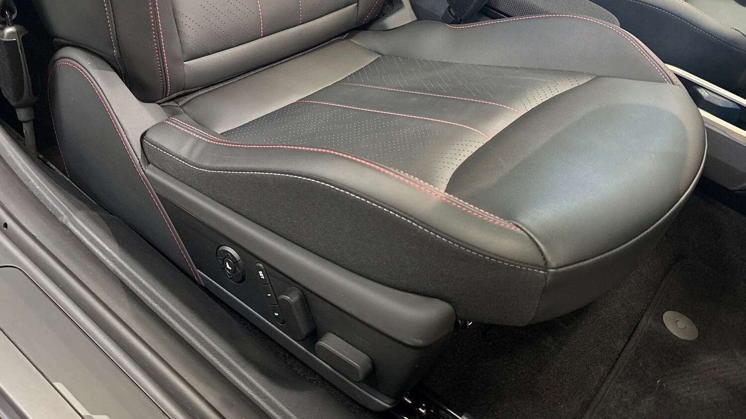 Used MINI Cooper 2025 for sale - 77674768: Photo 28